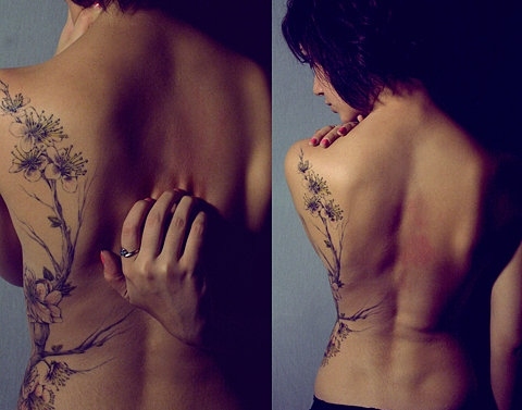 back,  blossoms and  body art