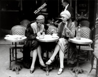 1920s Fashion Images on 1920s  Black And White  Cafe  Fashion  Flapper  Flappers   Inspiring