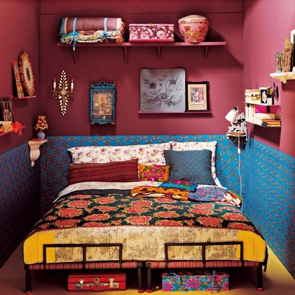 bedroom, colorful and floral