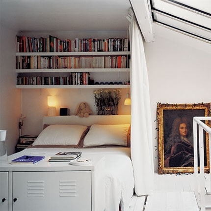 bedroom, books and deco