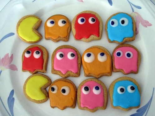 biscuits, cookies and eyes