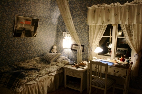 bedroom, beds bg:room bg:bedroom and interior