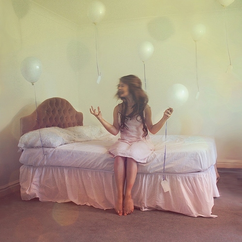 balloons, bedroom and beds