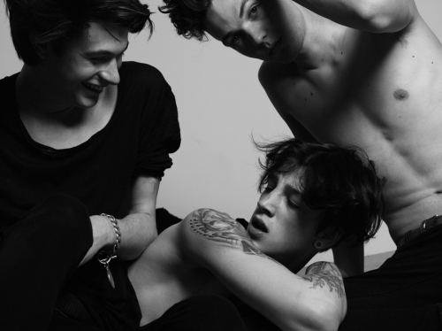 ash, ash stymest and balck and white