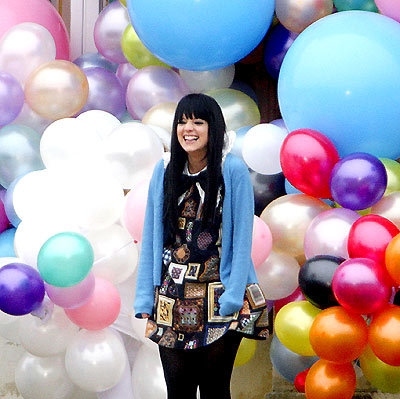 baloons, bangs and colorful