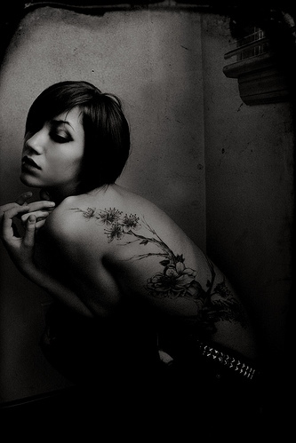 back black and white flower tattoo girl lauren peralta tattoo