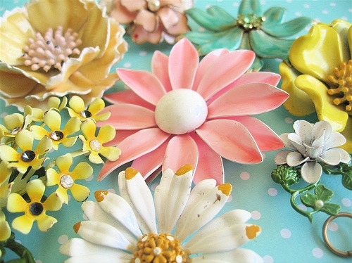 brooches, flower and pastel