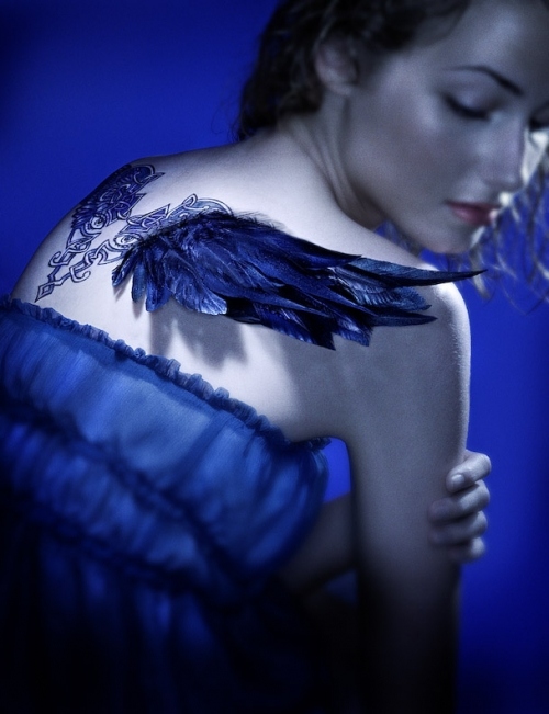 angel, blue and body modifications