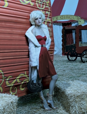 circus, fashion and fur