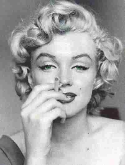 cigarette, green eyes and marilyn