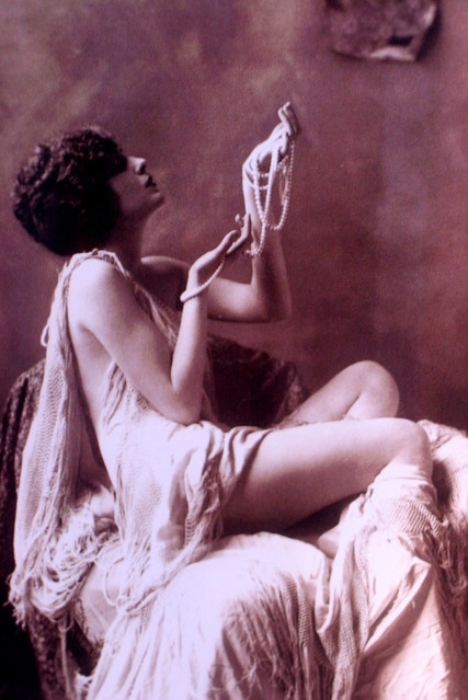 1920s, fashion and pearlme