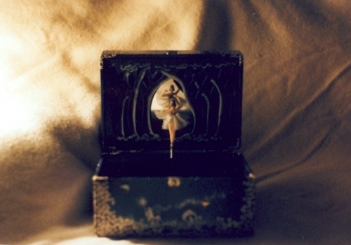 ballerina, music box and objects