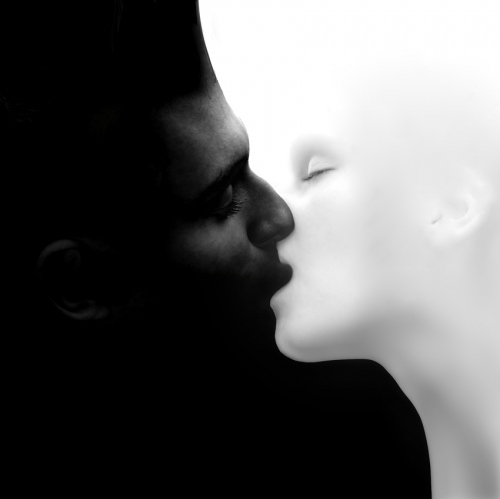 Black And White Kiss And Love Image 16738 On