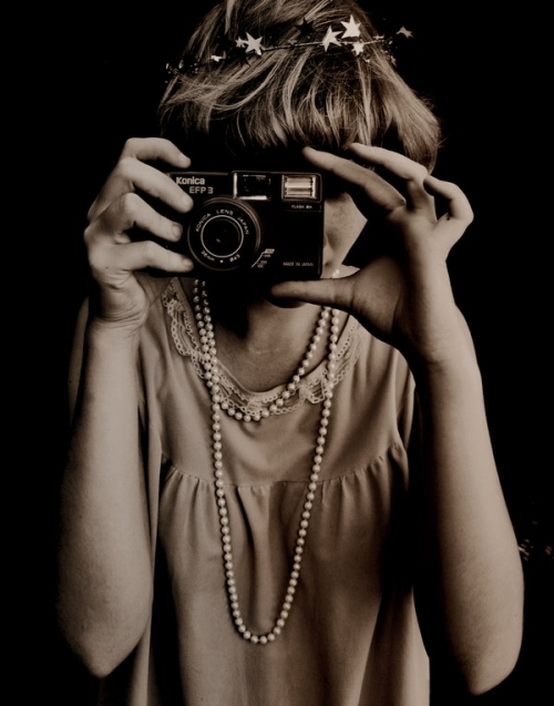 camera, classic, girl, necklace, pearls, take photo
