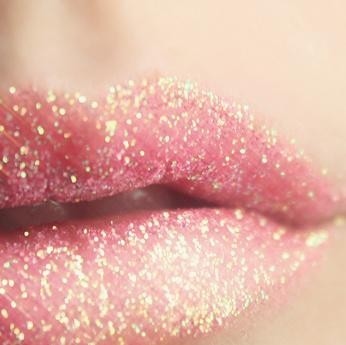 colour, glitter and lips