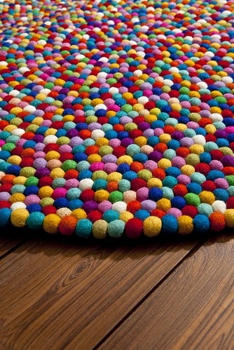 balls, carpet and color