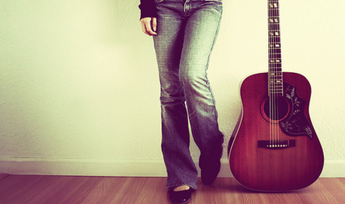 feet,  girl and  guitar