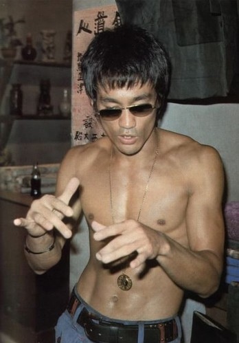 bruce lee, cool and famous