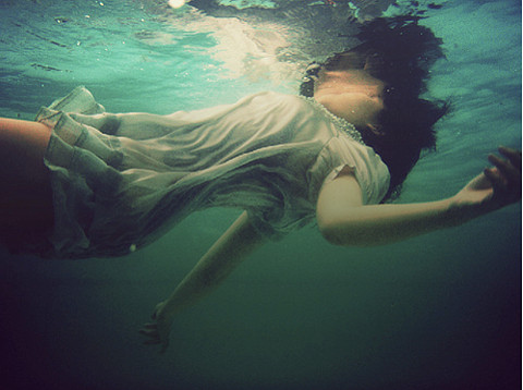 afloat, body and drown