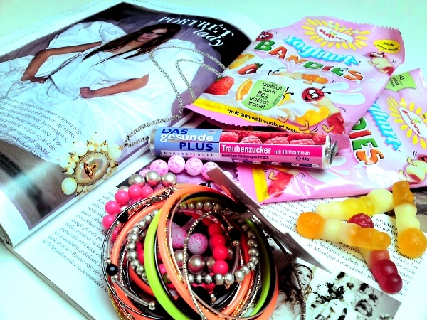 accessories, bonbons and bracelets