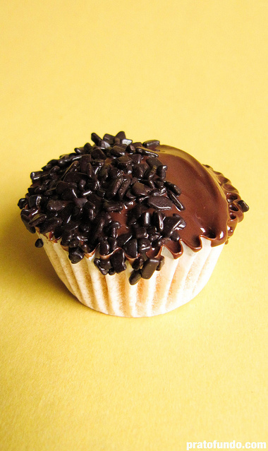 callebaut, chocolate and cupcake