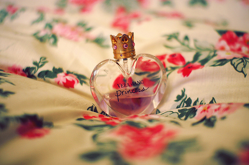flowers, girly and perfume