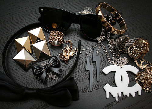 bow, chanel and gold