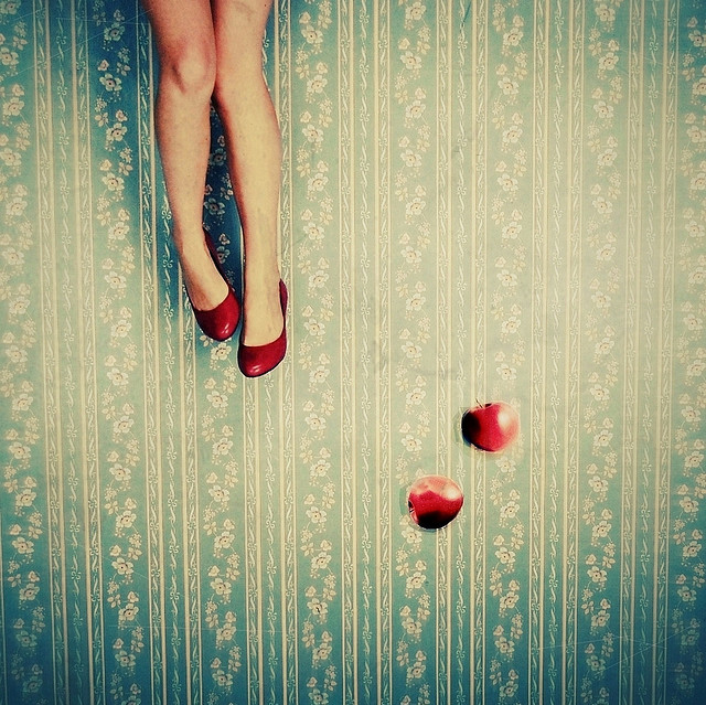 apples, legs and red
