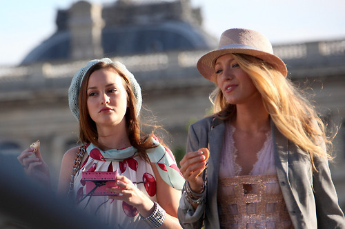 blair, blake lively and gossip girl