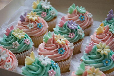cupcakes,  cute and  flowers