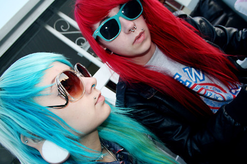 blue hairstyle. piercings for girls. lue hair