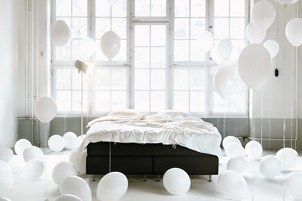 balloon, balloons and bed