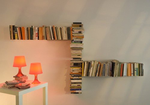 books, bookshelves and decorating