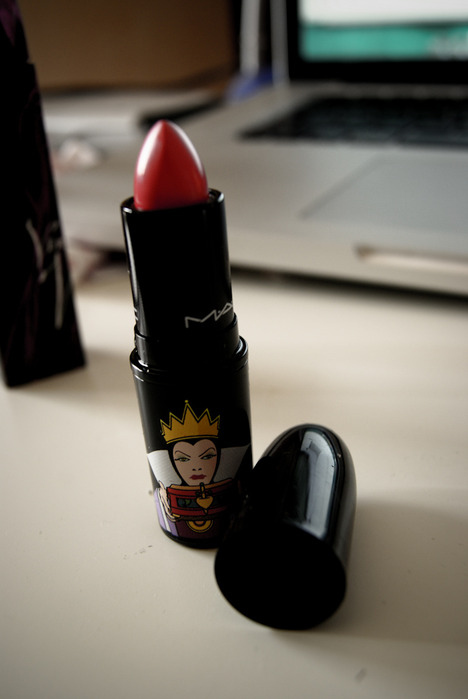 evil queen, lipstick and mac