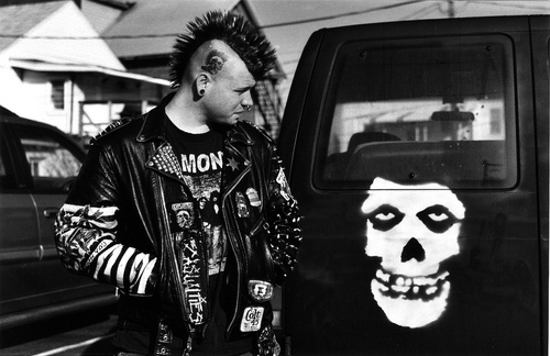 black and white, misfits and piercing