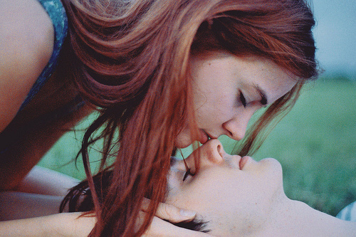 couple-delicate-kiss-love-redhead-sweetheart-Favim.com-44320