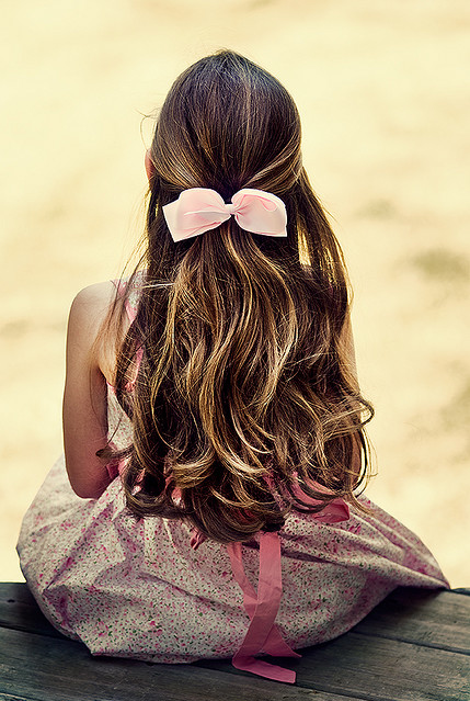 bow, cabelo perfeito and cute girl
