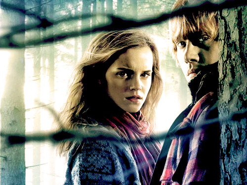 Emma Watson And Rupert Grint Kissing Scene. emma watson kissing scene with