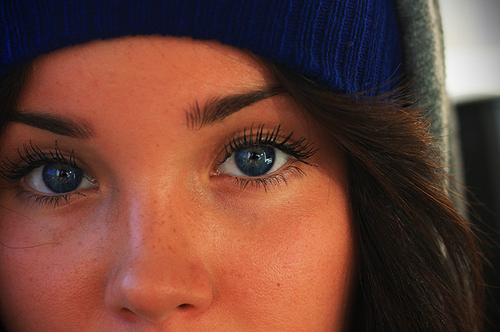 blue, blue eyes and brunette