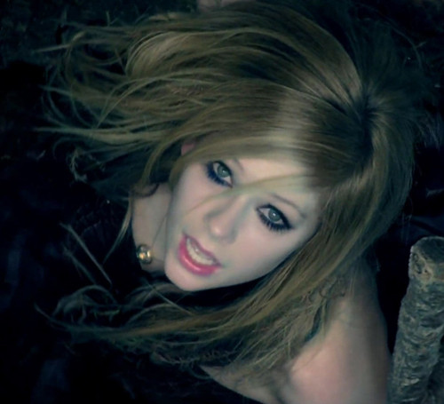 Avril Lavigne Hair 2011. avril lavigne, cute, hair