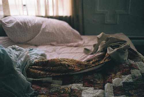 bed, blanket and pillow