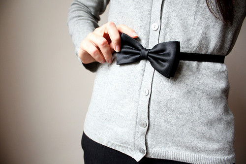 belt, black and bow