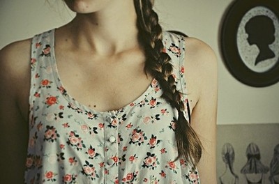 braid,  clavicle and  collarbone