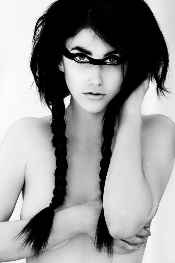 black and white model photos. lack and white, girl, makeup,