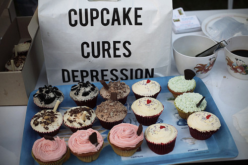 cupcake, cupcakes and cures