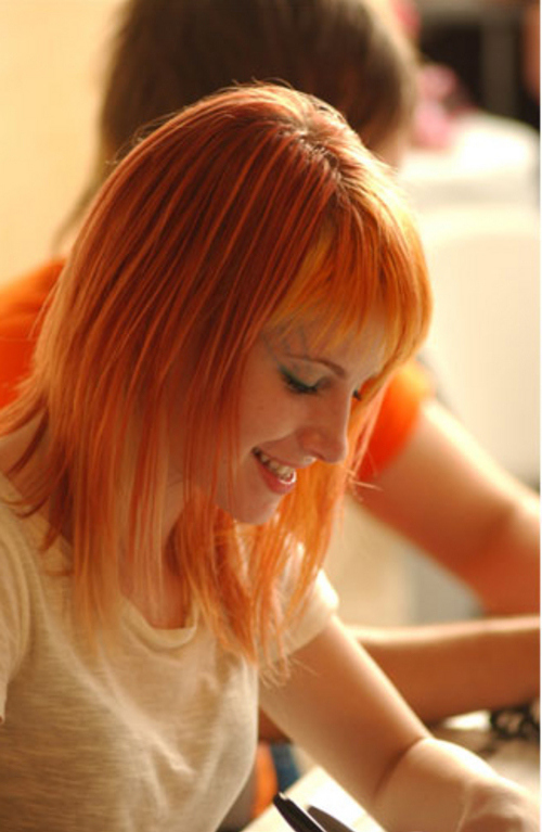 hayley williams hair orange. hailey williams makeup. cute, hayley, hayley williams,