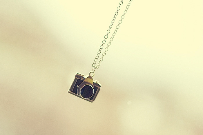 camera, camera jewelery and camera necklace