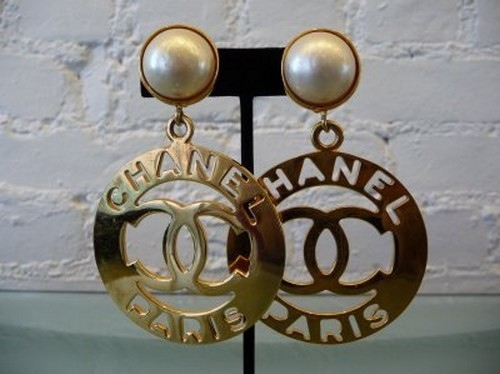 chanel, cute, earrings, fashion, gold, runawaylove.blogg.no