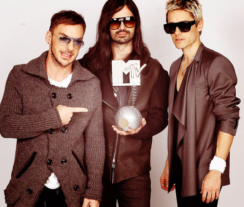 30 seconds to mars, band and ema