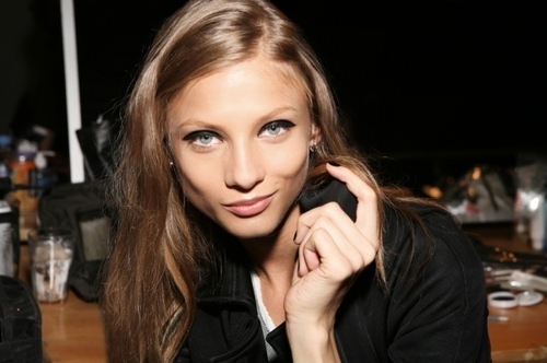 anna selezneva, backstage and black